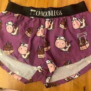 Chicknlegs Chocolate Milk Cows Athletic Shorts women’s small